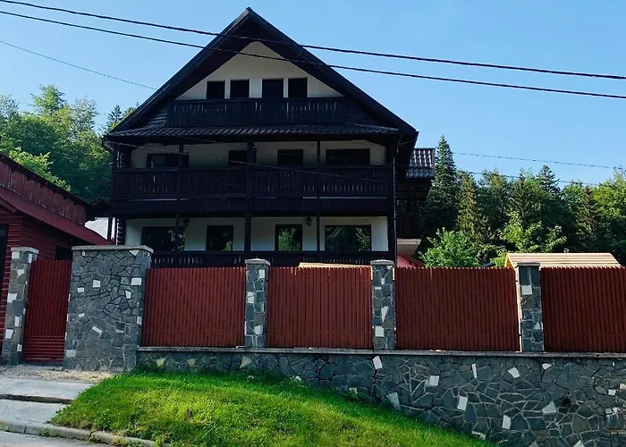 Casa De Sub MuntePensiune