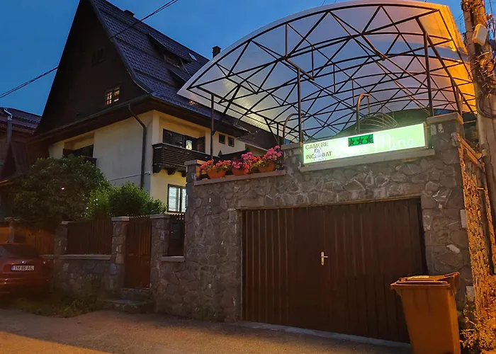 Casa MinaPensiune